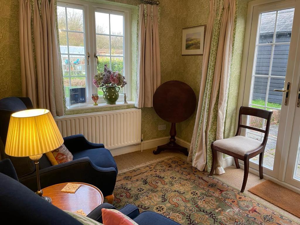 Rudgwick The Coach House Bed & Breakfast エクステリア 写真
